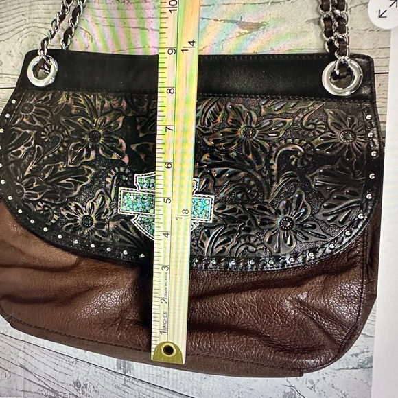 HARLEY DAVIDSON LEATHER CROSSBODY BAG, TURQUOISE LOGO EMBLEM - Picture 8 of 9